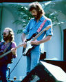 381076 Eric Clapton Playing Guitar WALL PRINT POSTER DE