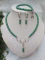 Trachtenschmuck-Halskette aus Glasperlen d.grün 1-reihig mit Hirsch-Geweih-Charm