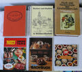 Verschiedene Kochbücher und alte Kochhefte, teilweise Werbung