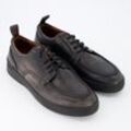 Schwarze Schuhe aus Leder