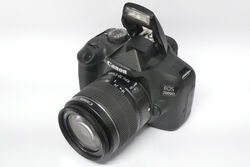 Canon EOS 2000D mit EF-S 18-55 mm III Objektiv gebraucht 2000 D in ovp