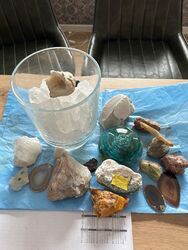 Natursteine,aus Nachlass.Rubin, Zeolith, Chalcedon und andere.Fotos.