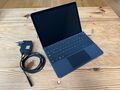 Microsoft Surface Go 3, 10 Zoll 2-in-1 Tablet, Platin 4GB RAM + 64GB SSD