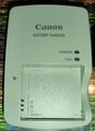 Canon Battery Charger CB-2LYE ohne Ladekabel!!!
