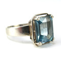 Wunderschöner Ring aus 925 Sterling Silber Farbstein Blau Vintage Silver RG61