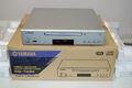 Yamaha CD-1330 CD Player silber