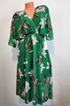 ITALY Kleid aus Chiffon Floralem Allover Muster mit Wickeloptik Grün 40 42 44