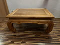Handgearbeiteter Opium-Tisch (H40/L80/B60 cm) aus Akazienholz (Massivholz)