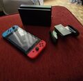 Nintendo Switch 2022 Edition 32GB Spielkonsole - Neon-Rot/Neon-Blau (10010738)
