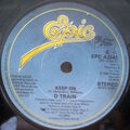 D-Train - Keep On / Love Vibrations (7 Zoll Single) (sehr gut (VG))