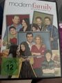 Modern Family - Staffel 1 (2009, DVD video)