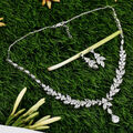 Halsketten-Ohrringe-Set mit ovalem Schliff für Damen, 14 Karat Weißgold...