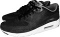 Nike Air Max 90 Ultra Essential Gr. 44,5 Schwarz Sneaker Schuhe 819474013