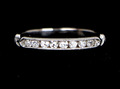 $ 1450 Vintage Platin einschliffen Diamant Kanal Set Milgrain Hochzeitsband Ring