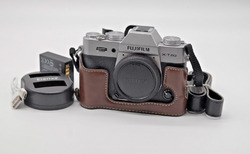 Fujifilm X-T20 24.3 MP Spiegellose Systemkamera - Schwarz (Nur Gehäuse)