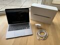 Apple MacBook Air 2020 13 Zoll spacegray (256GB/8GB/ Intel Core i3 1,1 GHz)