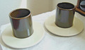 °°° ROSENTHAL KERAMIK "SIENA BRAUN" 2 TASSEN/BECHER + UTASSEN  BJÖRN WIINBLAD°°°