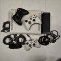 Microsoft Xbox 360 Arcade 256MB Weiß Spielekonsole mit 3 Controller und Chatpad