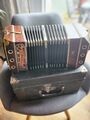 Bandoneon / Concertina   Universal   mit Koffer