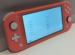 Nintendo Switch Lite 32GB Konsole Coral - NUR KONSOLE - Versand am nächsten Tag!