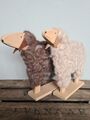 Süßes großes Schaf Duo Dekoration Holz & Wolle beige braun Höhe 27 cm neuwertig