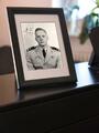 Repro-Autogramm - Neil Armstrong in Uniform - Gerahmt