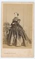CDV Dame steht mit Spitzentuch, Foto Levitsky, Paris 1860er