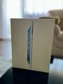 iPad 2 generation 16GB Wifi (white) With Accessories