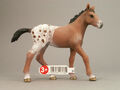 #P297 Schleich 13733 Appaloosa Fohlen – mit Fähnchen  2013–2016 / China