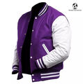 Varsity Letterman-Bomberjacke für Herren in Lila, Wollkörper und Ärmel aus...