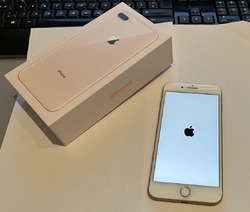 Apple iPhone 8 Plus A1897 (GSM) - 64GB - Gold