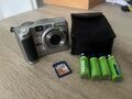 NIKON COOLPIX P50 Kompaktkamera mit 1GB SD Karte