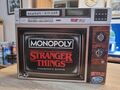 Hasbro Monopoly Stranger Things Collectors Edition offiziell Top Zustand 