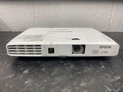 Epson Europe EB-1771W Projektor 246 Lampenstunden Klasse C EL1502