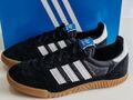 ADIDAS *INDOOR SUPER* (B41523) SCHWARZ/WEISS/GUMMI HERREN-TURNSCHUHE UK 7 EU 40 2/3