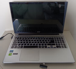 Acer Aspire V5 571 Travelmate  Extensa  15,6 '' Display ( 302 ) Notebook Lap Top