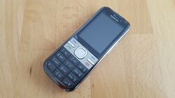 Nokia C5-00  ohne Vertrag - neuwertig - 36 Monate ( 3 Jahre ) Gewährleistung