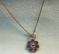 Pilgrim Halskette mit Anhänger lila Blume emailliert L 90 cm  goldfarben 2199