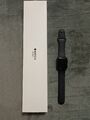 Apple Watch Series 3 38mm Aluminiumgehäuse-Space Grey mit Sportarmband in...