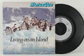 7" Single - STATUS QUO - Living On An Island - Runaway - UK Vertigo 1979