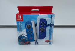 Nintendo Switch Joy-Cons (The Legend of Zelda Skyward Sword HD)