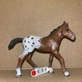 Schleich 13733 Appaloosa Fohlen Mit Fähnchen