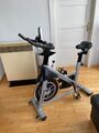 Fitnessclub Heimtrainer, Fahrrad Fitnessbike mit 12 kg Schwungrad,Indoor Cyclin
