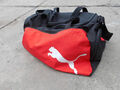 PUMA große Sporttasche Reisetasche rot / schwarz, ca. 52cm x 30cm, gebraucht
