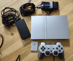 Sony PlayStation 2 Slim Silber Spielkonsole mit HDMI Adapter 