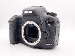 Canon EOS 7D Mark II Body Gehäuse digitale Kamera DSLR  - Refurbished