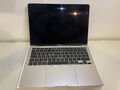 Original Apple MacBook Air 13“ M1 8C CPU 7C GPU 256 GB SSD 8 GB Ram 2020 Silber