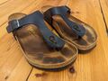 Birkenstock Gizeh, blau, Gr. 46, normale Weite, vorgetragen