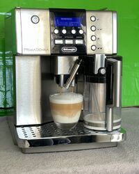 Delonghi Esam 6600  De'Longhi  Kaffeevollautomat GRAU