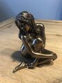 Body Talk parastone Frau sitzend 12 cm Skulptur Figur